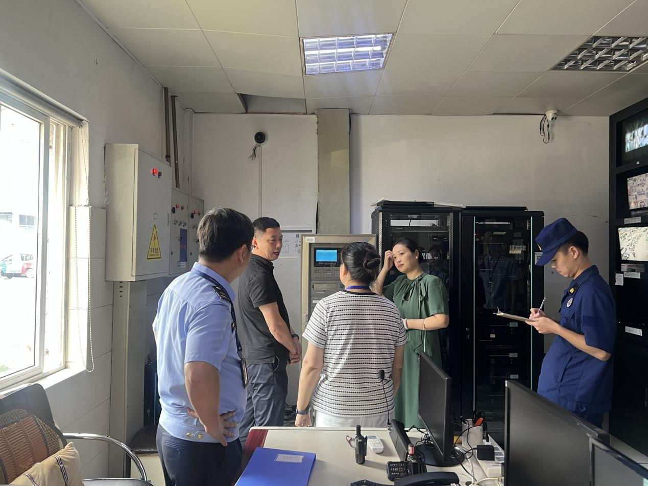 繃緊安全弦，喜迎國(guó)慶節(jié)——大關(guān)街道深入錢江商城開(kāi)展節(jié)前檢查