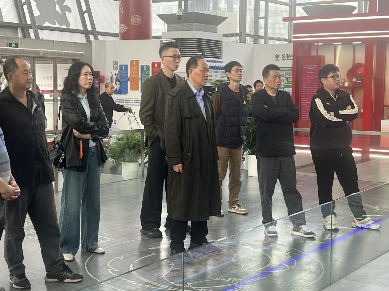 借鑒義烏經(jīng)驗(yàn)，推動創(chuàng)新發(fā)展