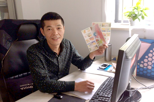 園區(qū)黨支部生日慰問(wèn)一線員工 (1).jpg